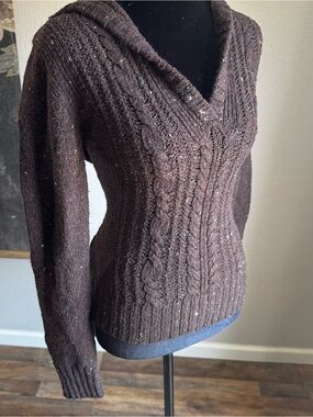Y2K 2000sClassic Cable Knit V-Neck Sweater in Dark Brown